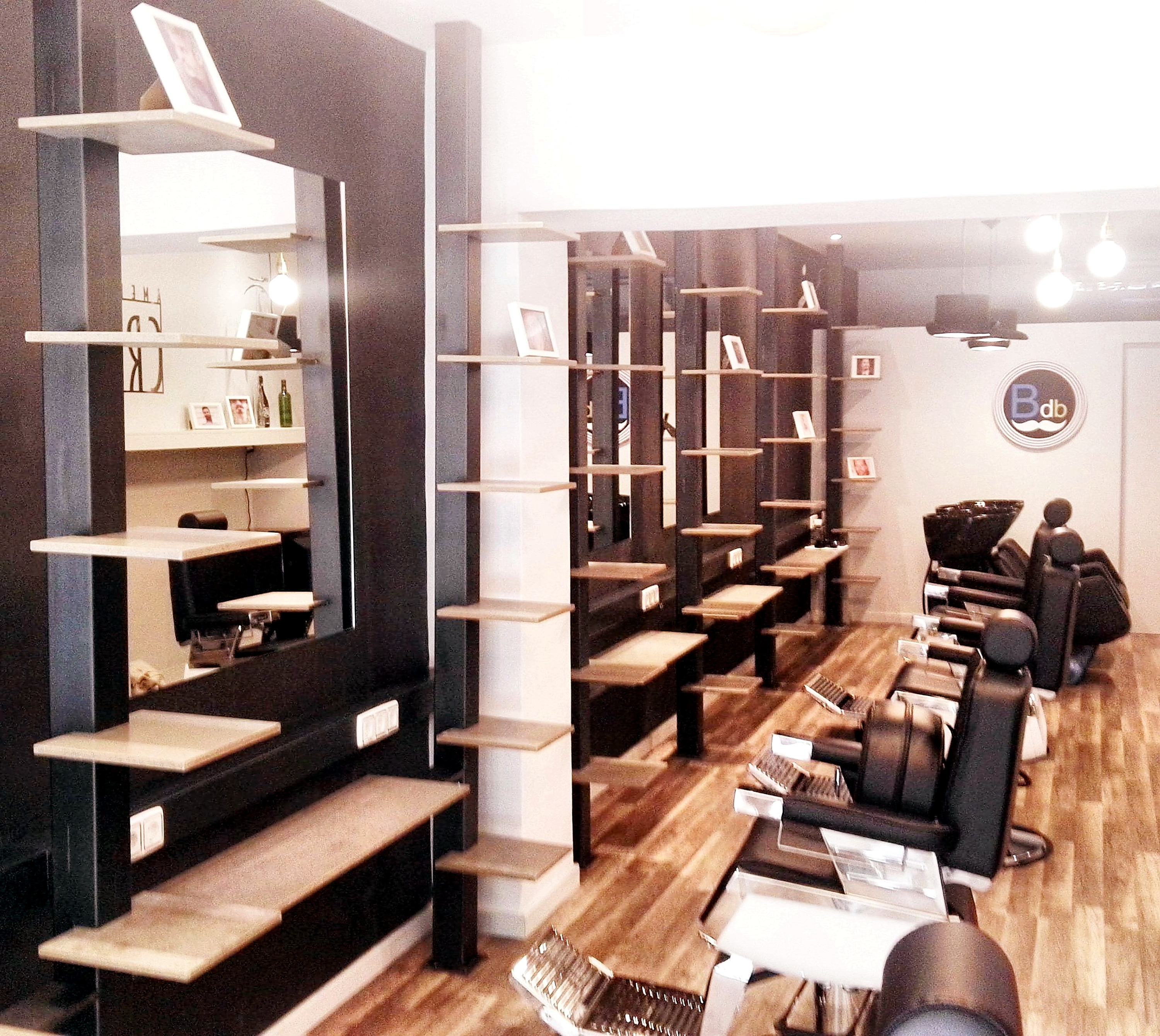 Barberia interiorismo pepenietostudio